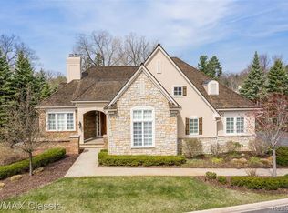 32737 Brookwood Ln, Franklin, MI