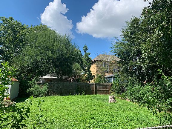 2nd image of 803 McKinley Ave
