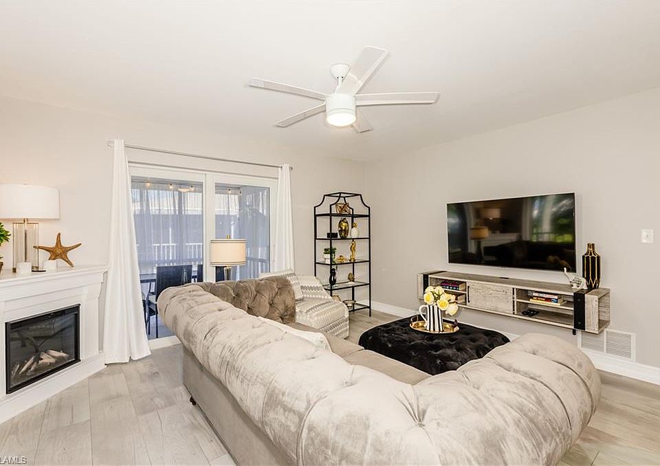 1st image of 224 Palm DR #46-8