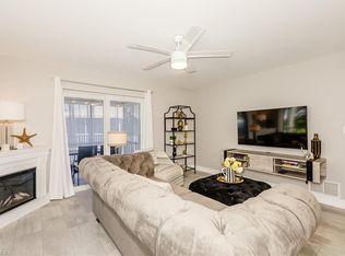 224 Palm Dr #46-8, Naples, FL 34112