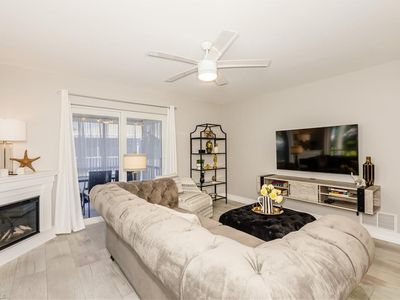 224 Palm DR #46-8, Naples, FL, 34112