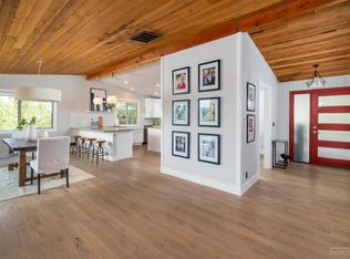 1949 NW Vicksburg Ave, Bend, OR 97703