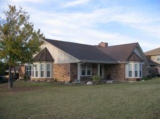 7444 Golf Club Dr, Fort Worth, TX 76179