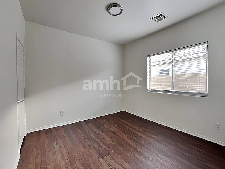 18203 W Townley Ave — Photo 13