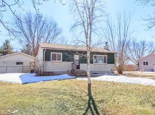 30099 Redfield Blvd, Shafer, MN 55074