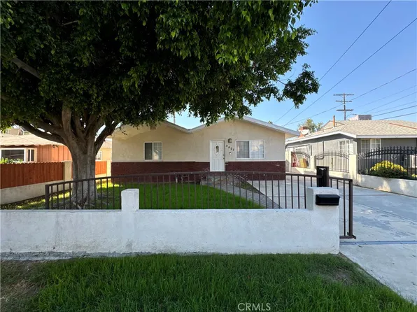 8827 Darby Ave, Northridge, CA 91325