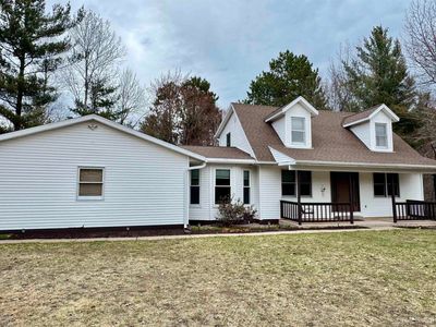 (Undisclosed Address), Marquette, MI, 49855