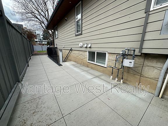2nd image of 1480 Flemish St #2