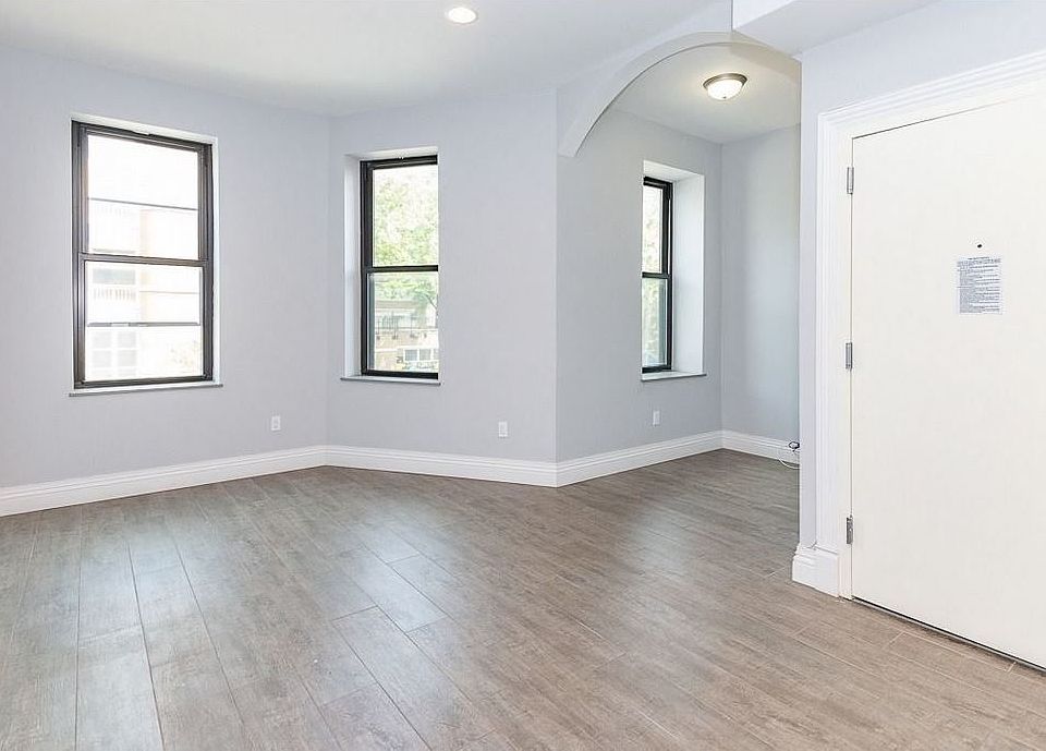 1st image of 776 Halsey St #2IB