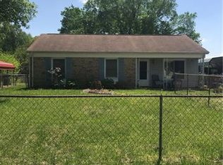 415 Cherry Wood Ln, Charlotte, NC 28217