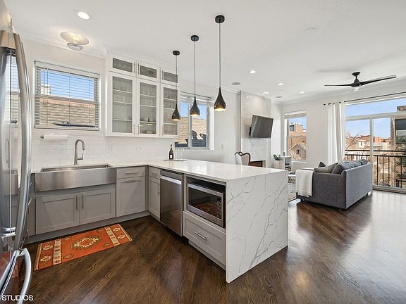 5th image of 1618 N Campbell Ave #3
