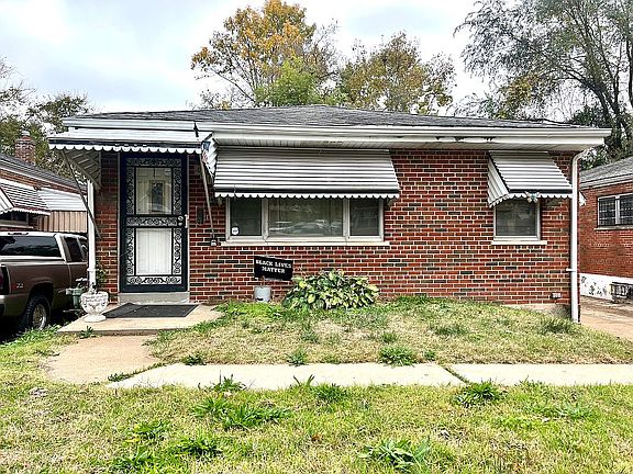 2nd image of 4418 Dryden Ave