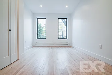 304 Stockholm Street, #2A