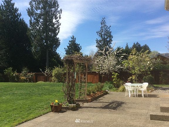 3rd image of 3409 33rd Way NW