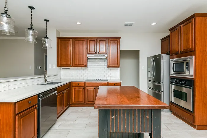 1658 Stetson Dr — Photo 8