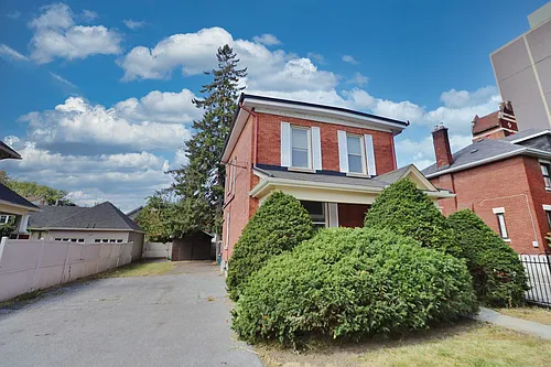 438 Parkdale Ave #2 Photo 1