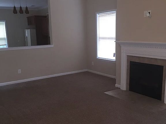 3rd image of 2417 E Ozark Ave #3B-2BA-2016SQFT