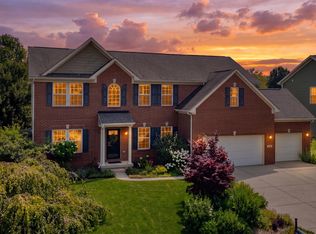 5825 Somerset Blvd E, Bargersville, IN 46106