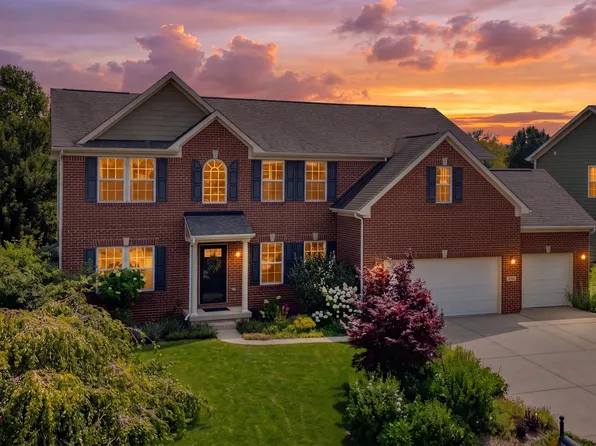5825 Somerset Blvd E, Bargersville, IN 46106