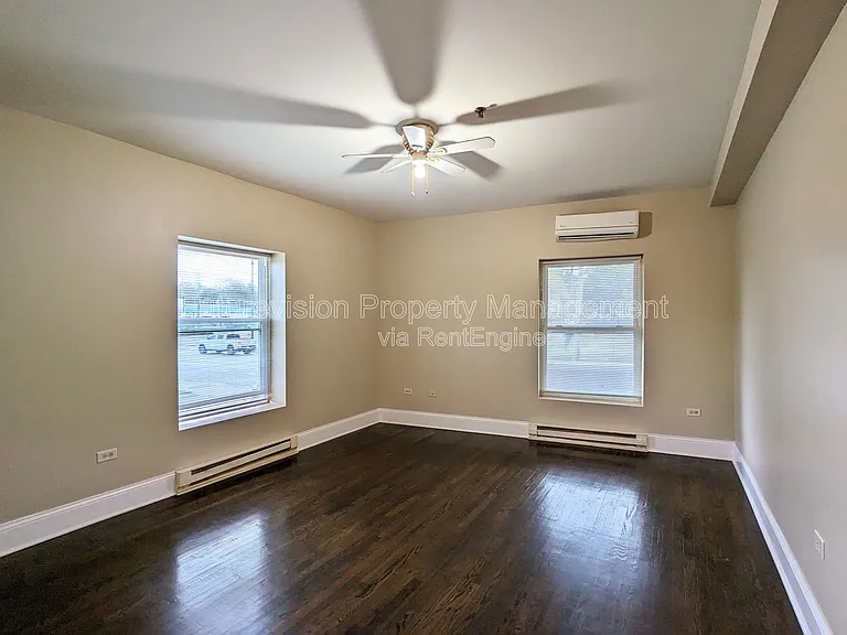 112 N Center St #6 — Photo 2