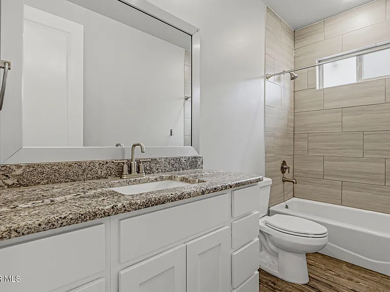 253 Emerald Sun Dr — Photo 23