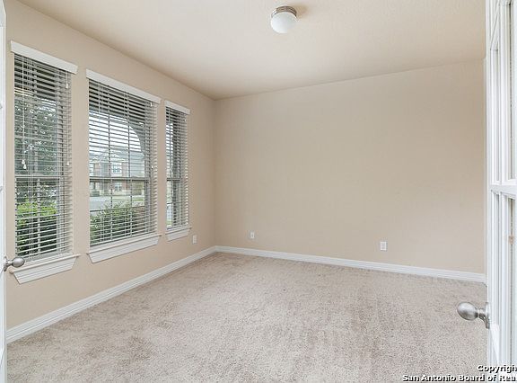 4th image of 204 Dove Hl
