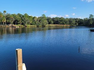 304 Granger Rd SE, Steinhatchee, FL 32359