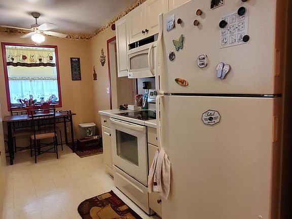 5th image of 859 Dow Ln