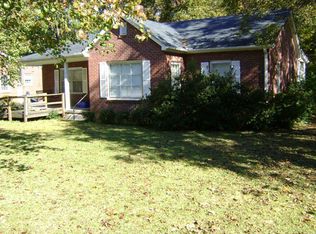 310 Ridgeway St, Greenwood, SC 29649
