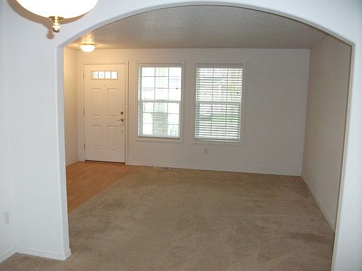 1st image of 4018 NE 165th Pl