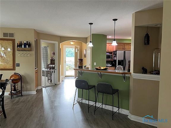 5th image of 2030 Dickinson St Suite B
