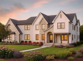 2846 Rocky Ridge Dr, Westlake, OH