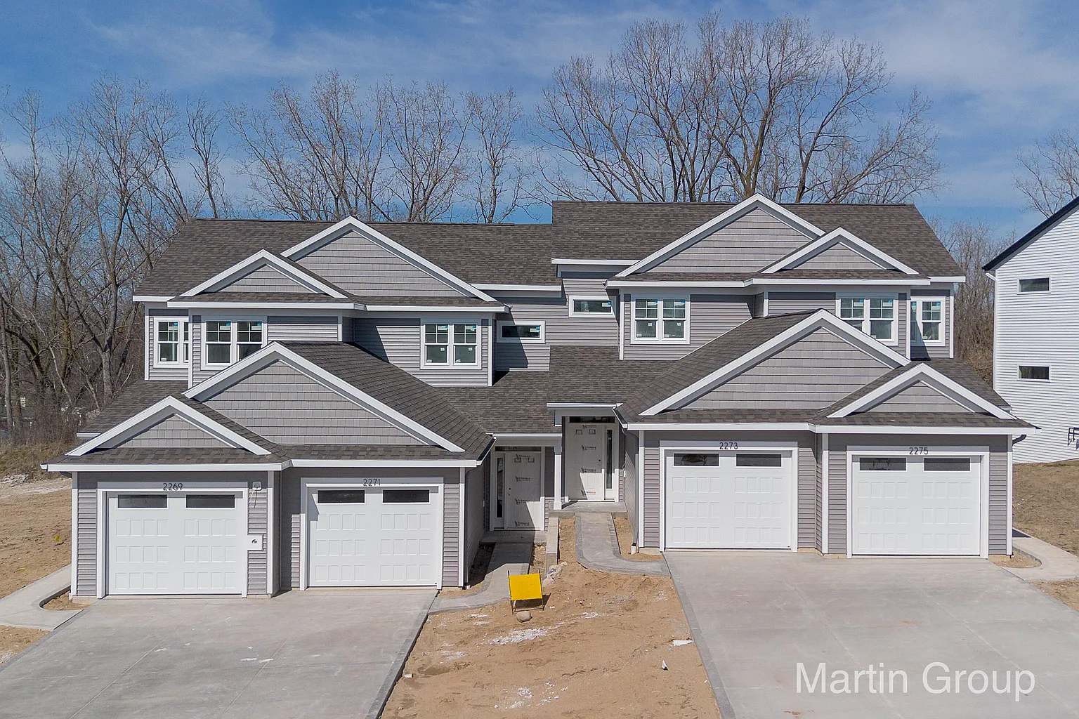 2247 NE Watertown Way photo 1