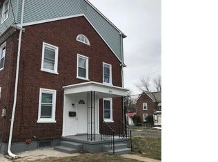 1095 Ironsides Rd, Camden, NJ 08104