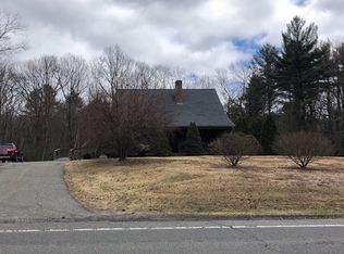 87 Daniel Shays Hwy, Pelham, MA 01002