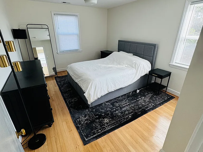 3309 Highwood Dr SE — Photo 23