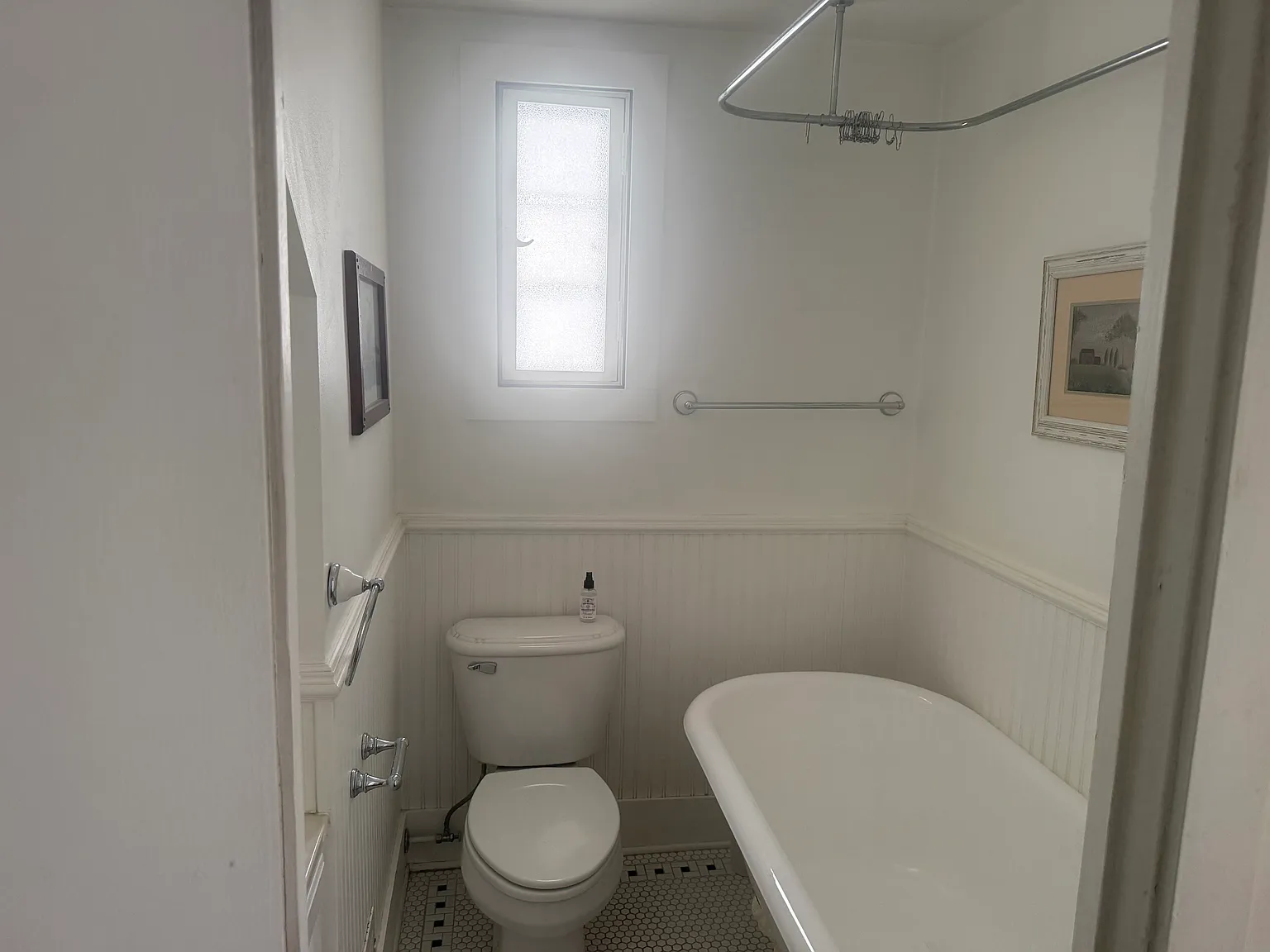 2 bed, 950 sqft, $1,500 — Photo 4