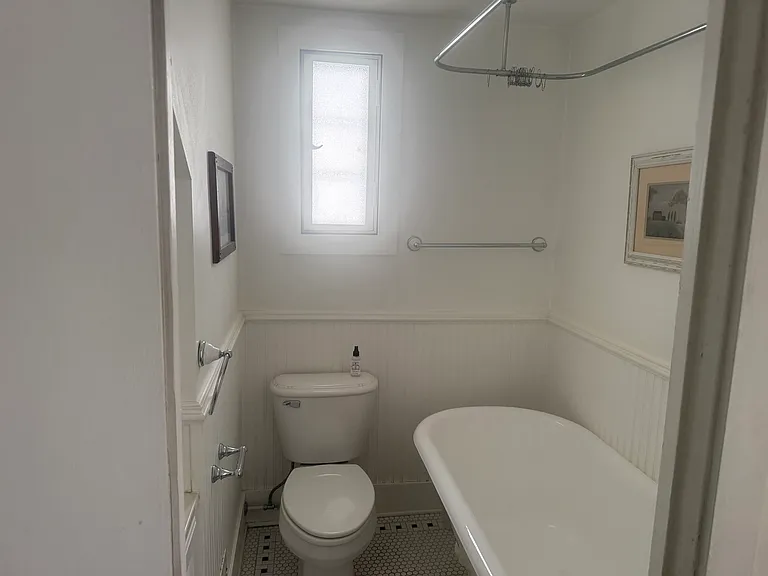 2742 N Downer Ave — Photo 4