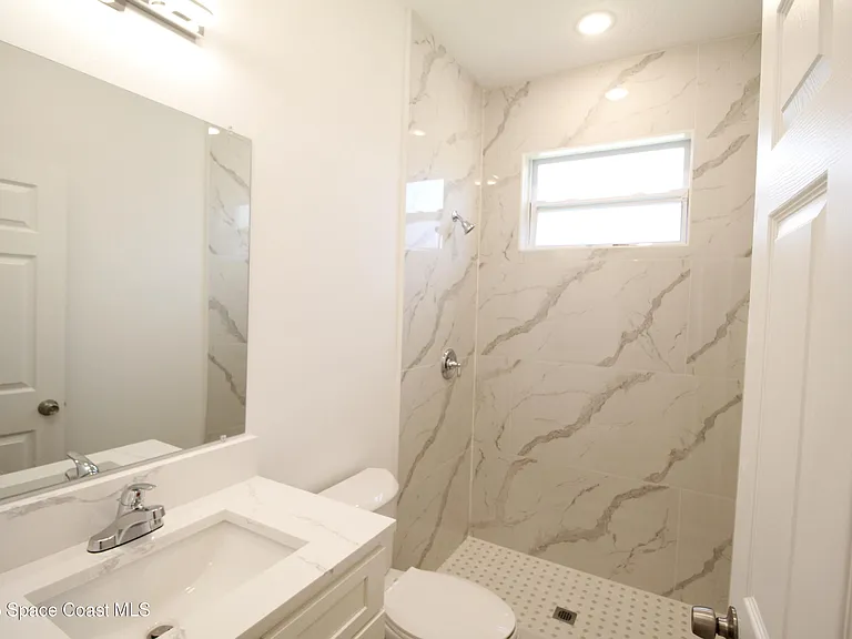 1658 Hamilton Ave SW — Photo 10