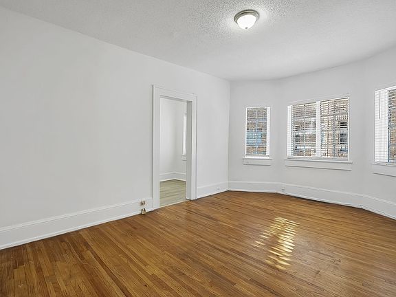 2nd image of 1226-1228 29th St S #14