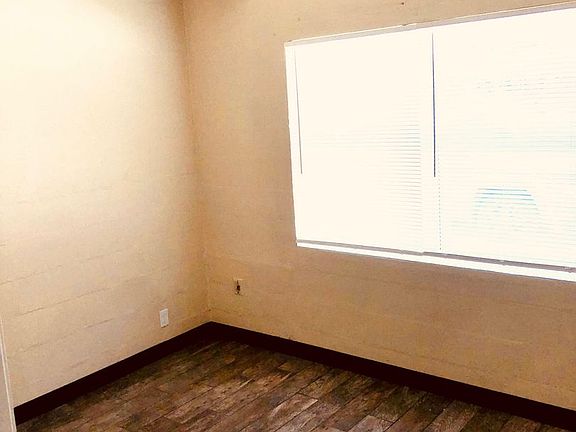 5th image of 1202 Polk St #102