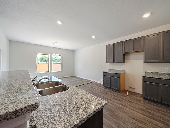 3rd image of 17624 Cedar Crst Dr