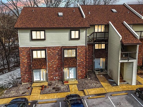 2nd image of 3111 Broken Oak Dr APT A