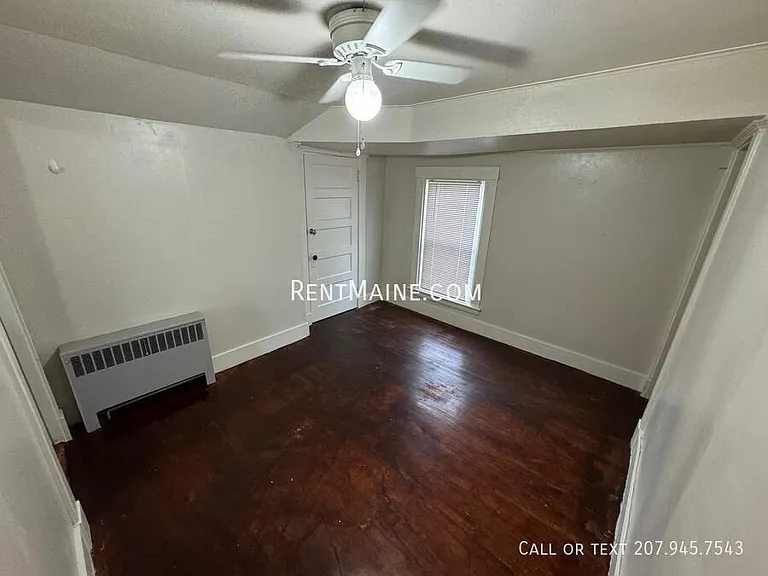 145 Essex St #C — Photo 5