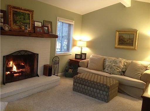 2nd image of 2905 N Baylis Dr