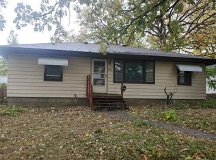 4451 2nd St NE, Columbia Heights, MN 55421