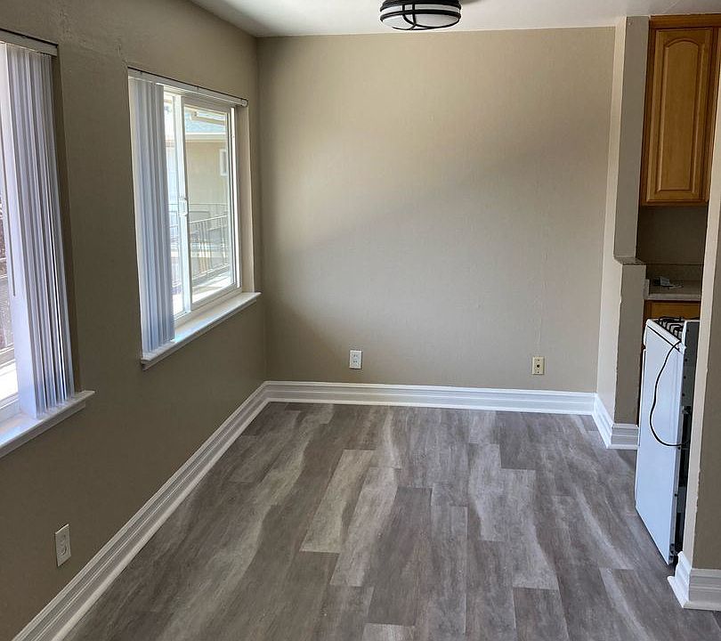 1st image of 3189 Cadillac Dr #16