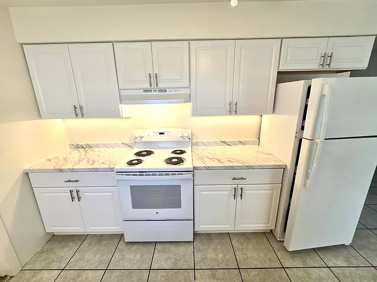 192 Ponce De Leon Dr — Photo 5