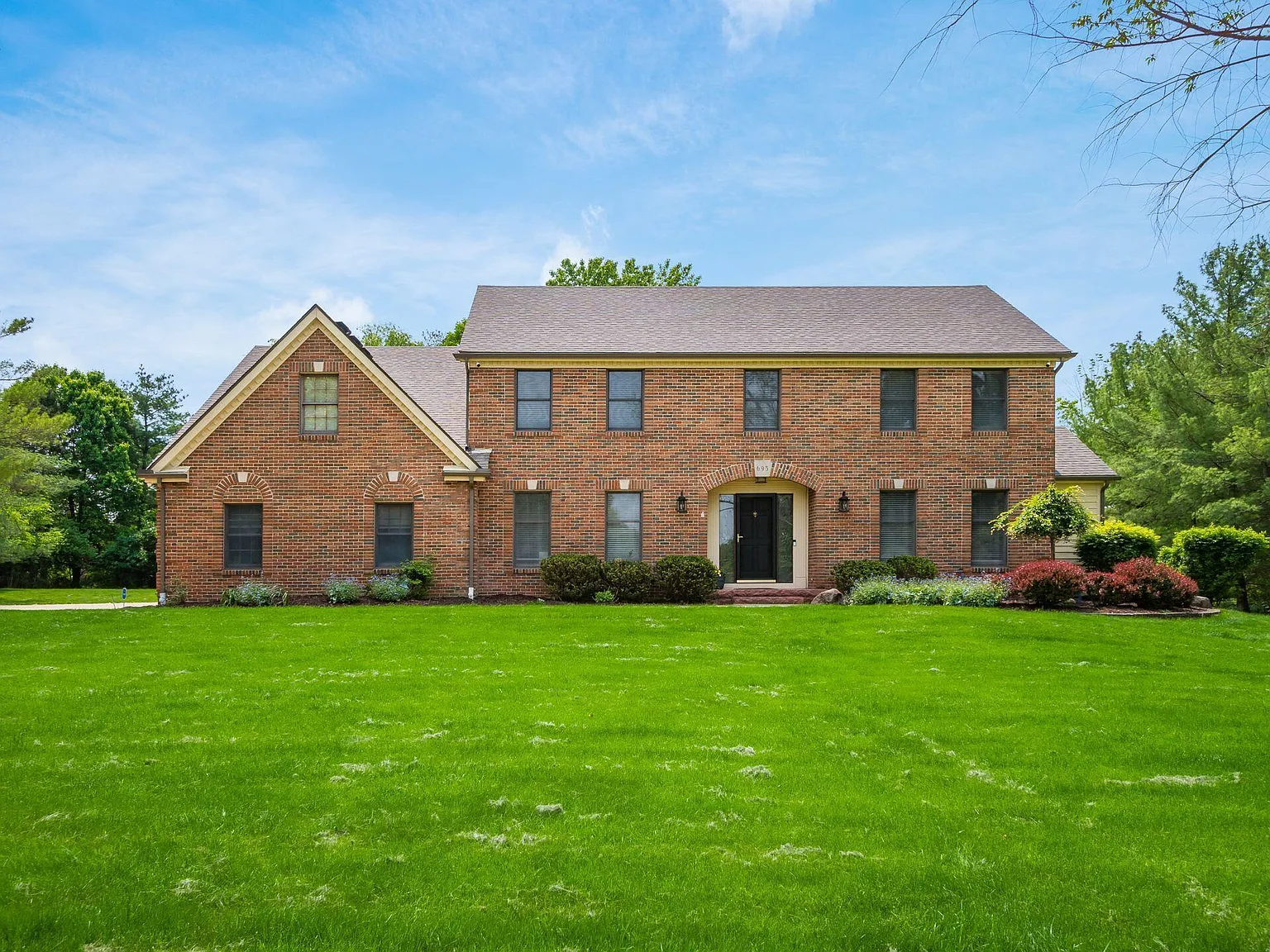 695 Cardinal Hill Ln photo 1
