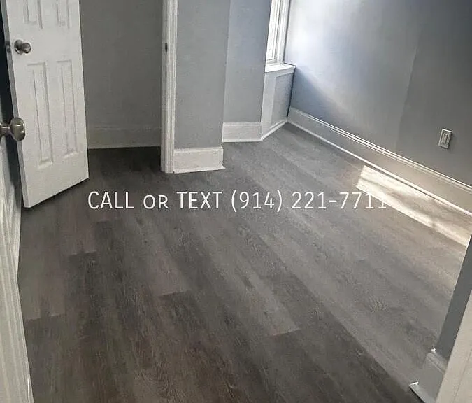 114 S 6th Ave — Photo 10